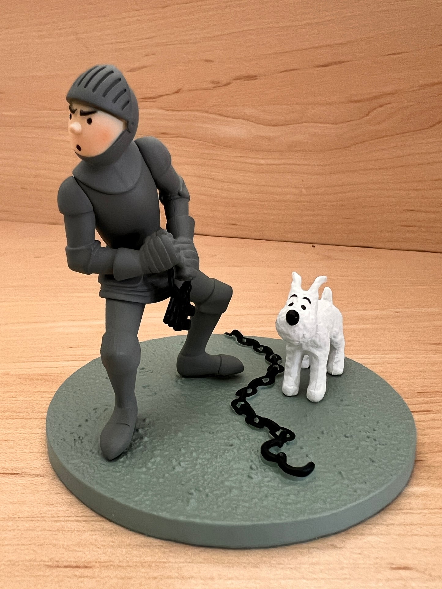 Tintin in Armour With Snowy Tintin In America Ref: 43105 (2010)