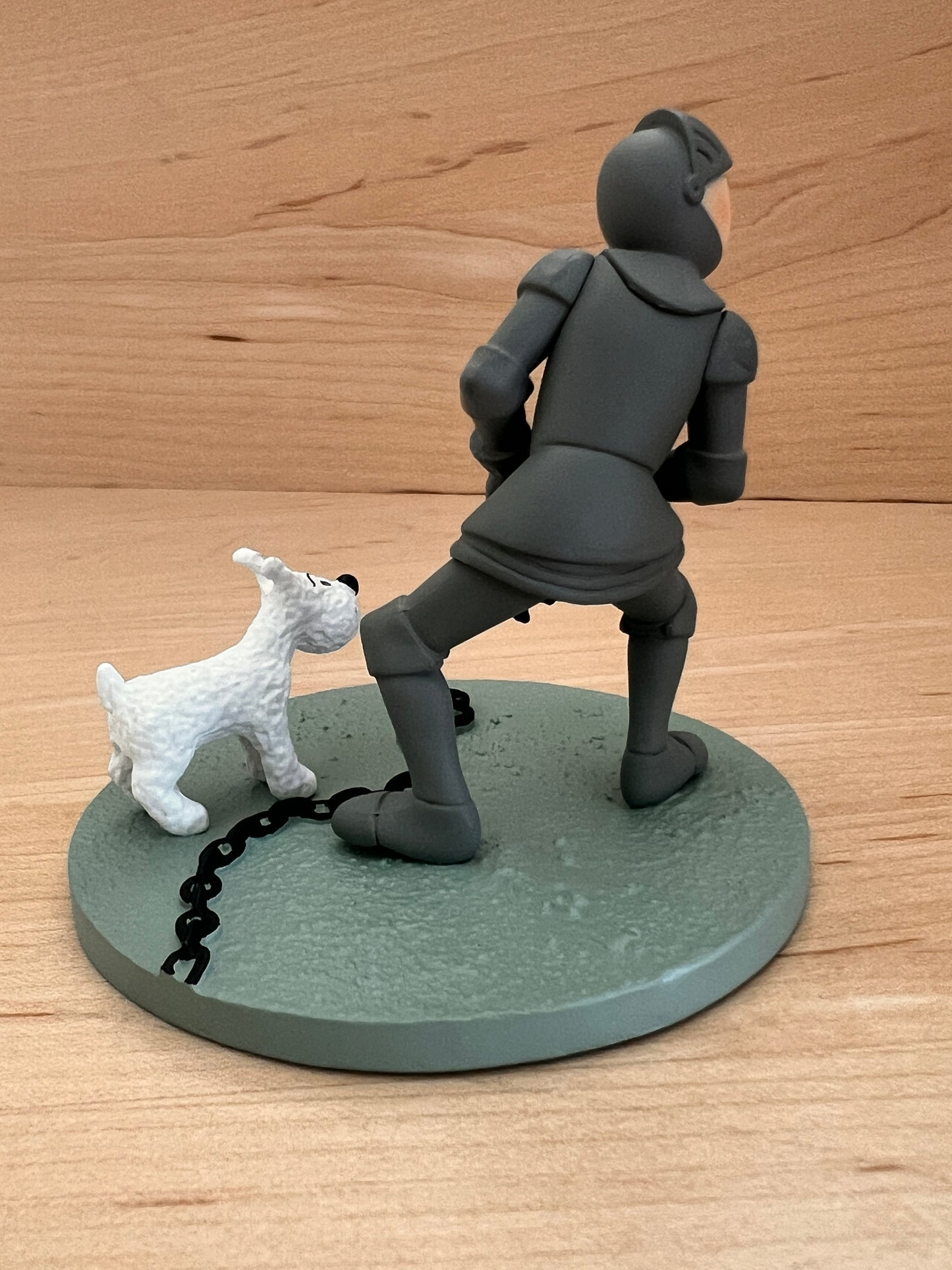 Tintin in Armour With Snowy Tintin In America Ref: 43105 (2010)
