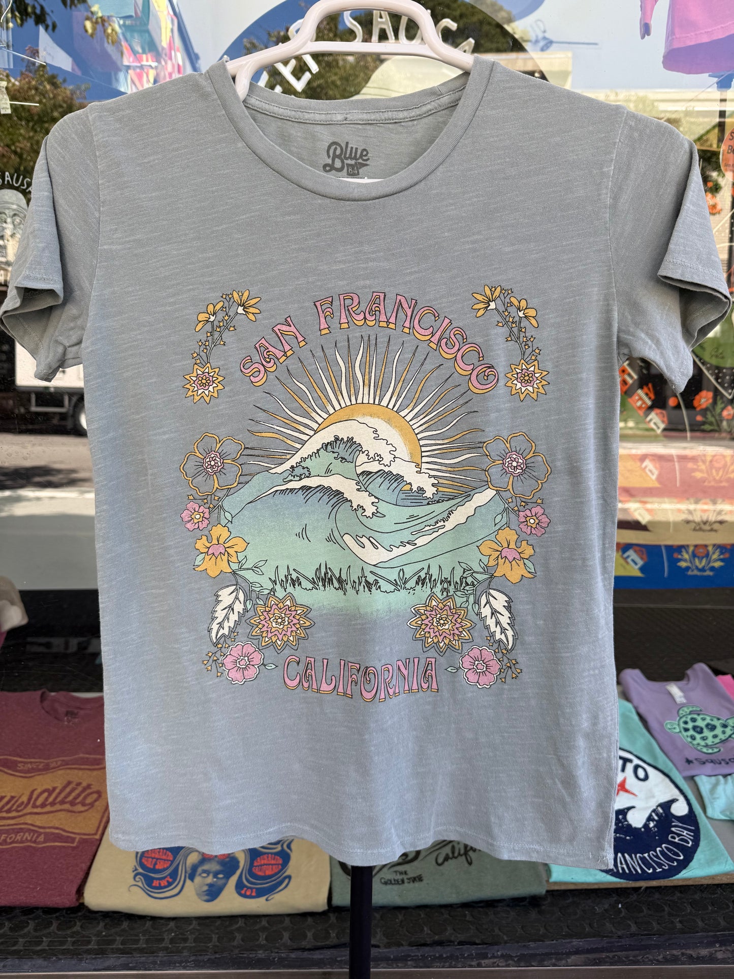 San Francisco Torulose Grass Waves Women's T Shirt