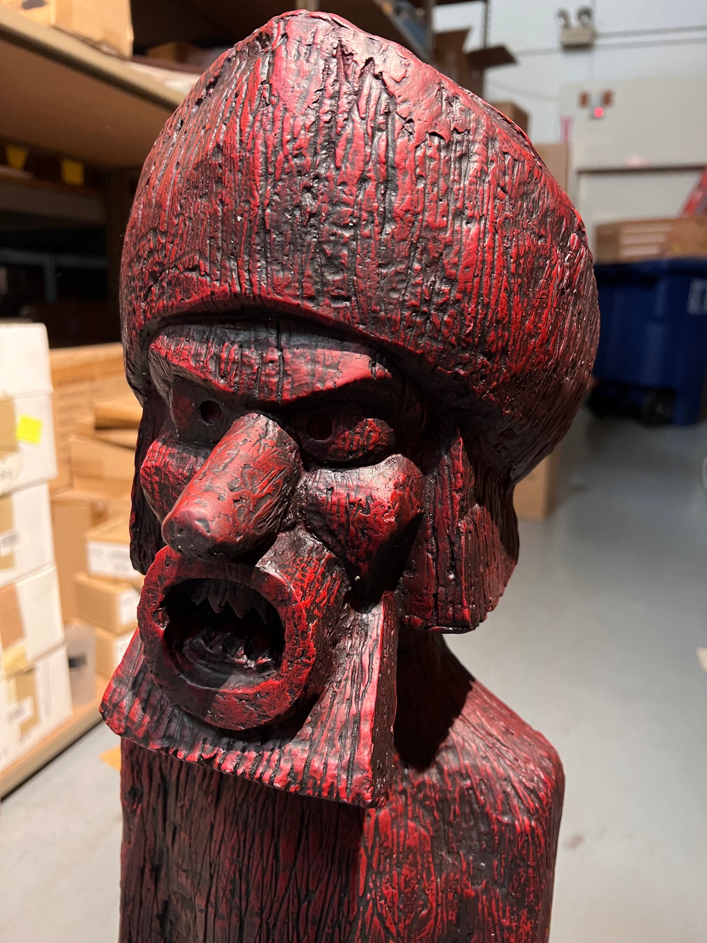 Tintin Statuette Moulinsart Ref. 46969, Totem du "Chevalier de Hadoque". 90 cm. 2010