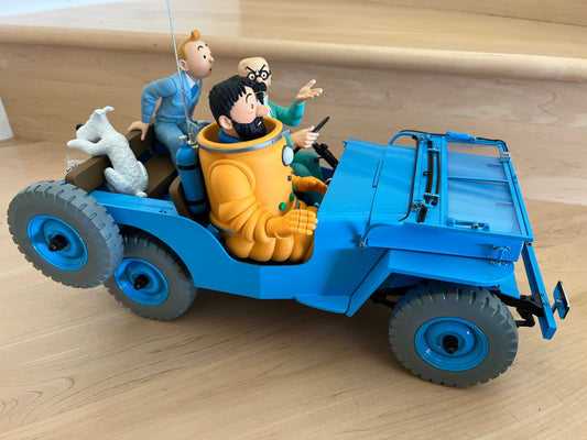1/8 scale blue Willys' jeep from The Adventures of Tintin Destination Moon.