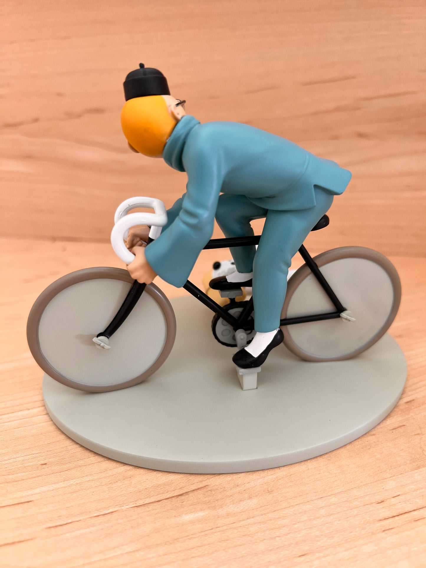Tintin Bicycle Statuette Special Issue Ref: 42291