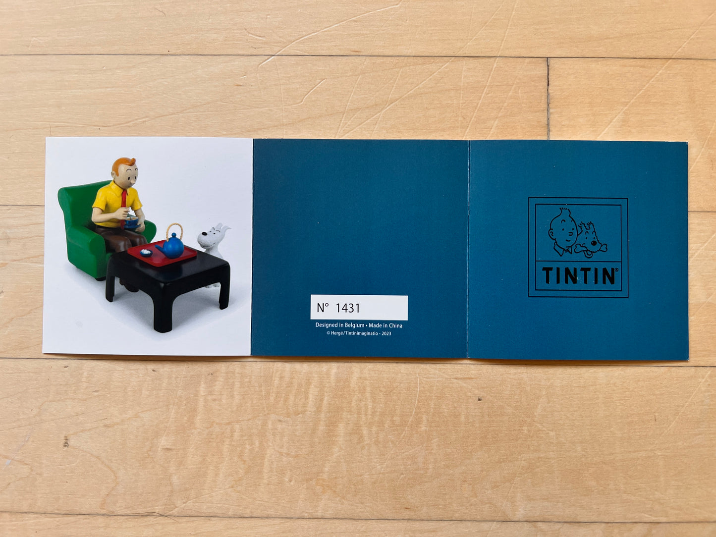 Tintin Having Tea From The Blue Lotus Ref: 47002