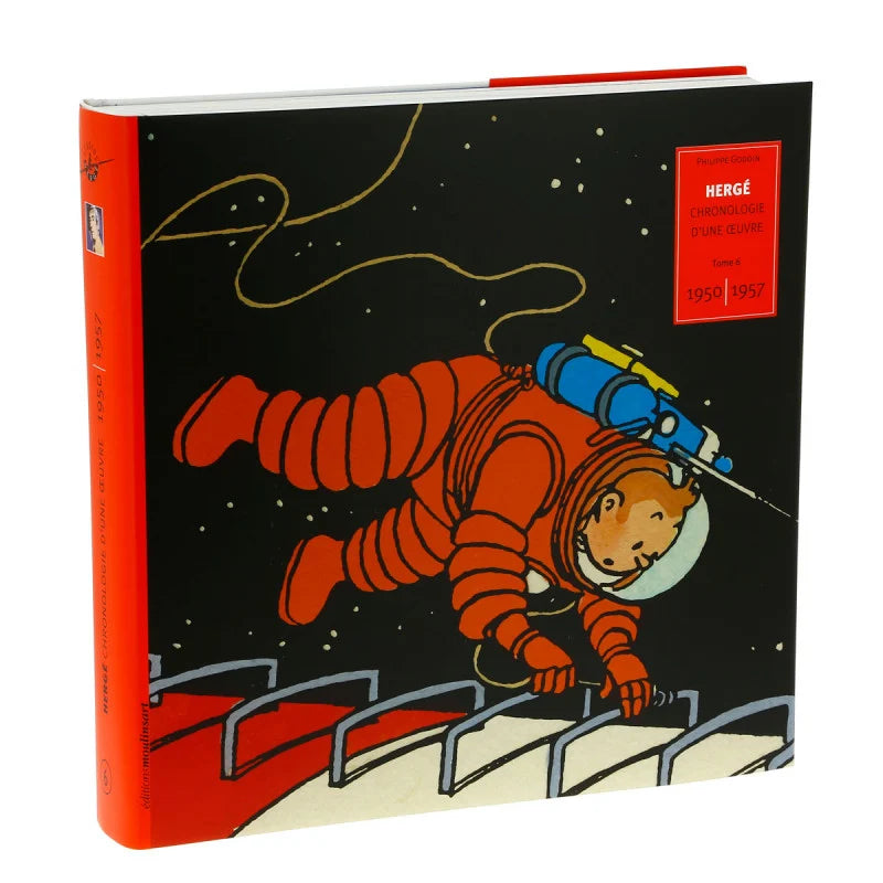 Front cover of Hergé Chronologie d'une Œuvre Volume 6, featuring Tintin in an orange spacesuit walking on the lunar surface against a star-filled black sky from Destination Moon.
