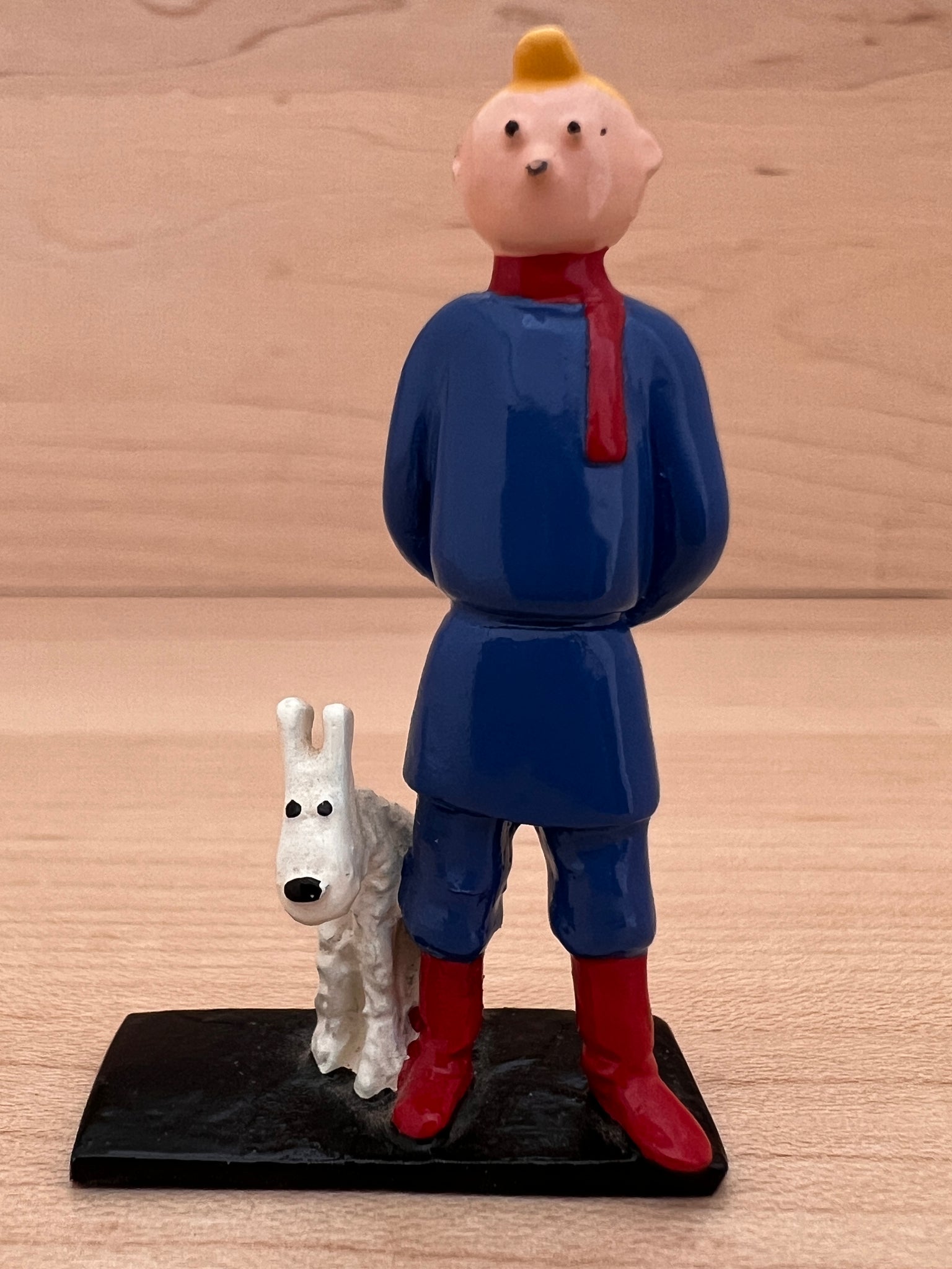 ② Figurine Tintin en trench coat Moulinsart — Statues & Figurines
