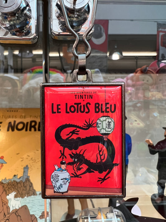 Le Lotus Bleu (The Blue Lotus) Keychain