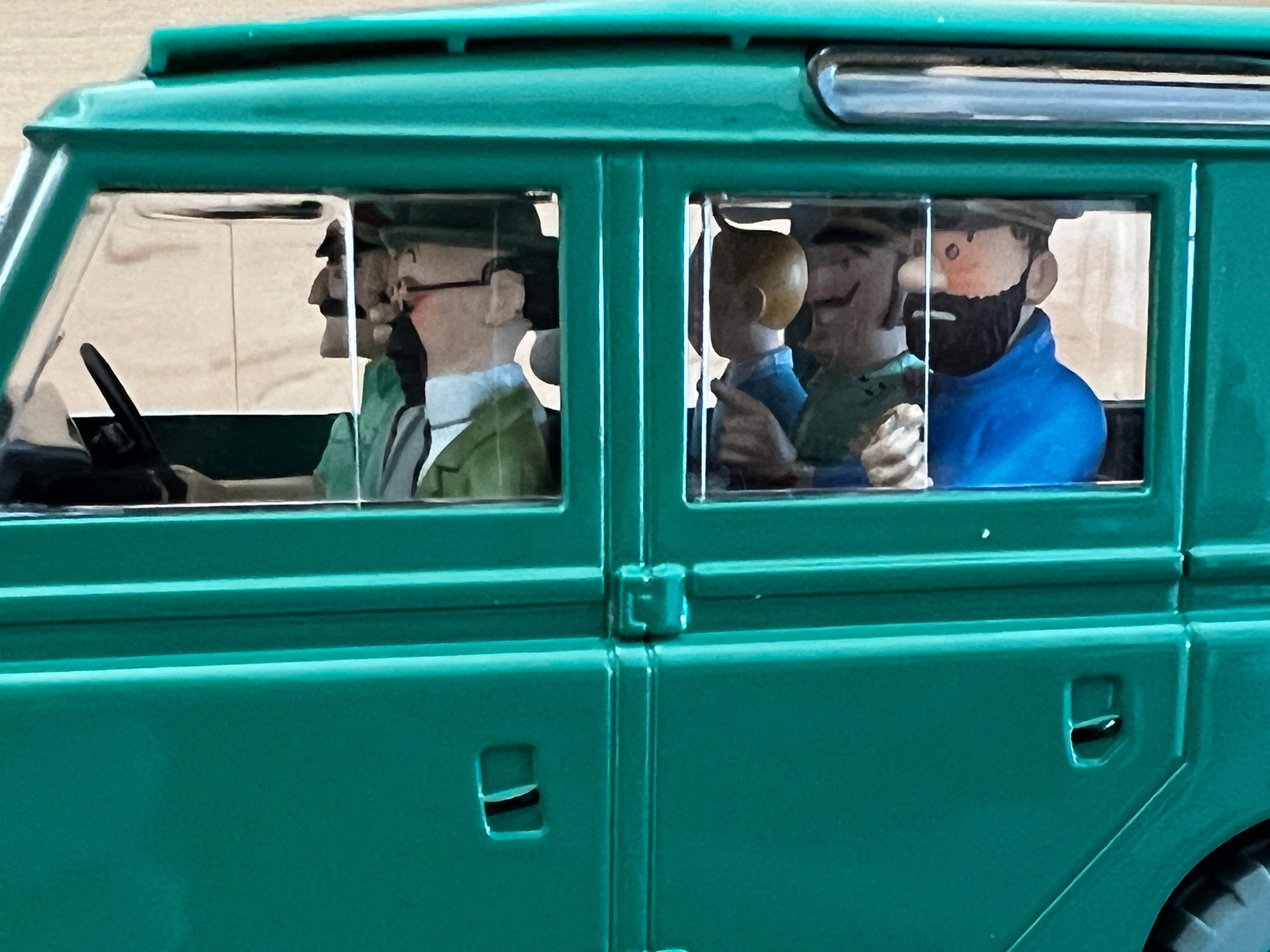 Tintin Land Rover of Trenxcoatl #57 From The Land of the Picaros 1